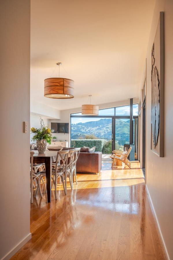 Million Dollar View - Takamatua Holiday Home Akaroa Exterior foto