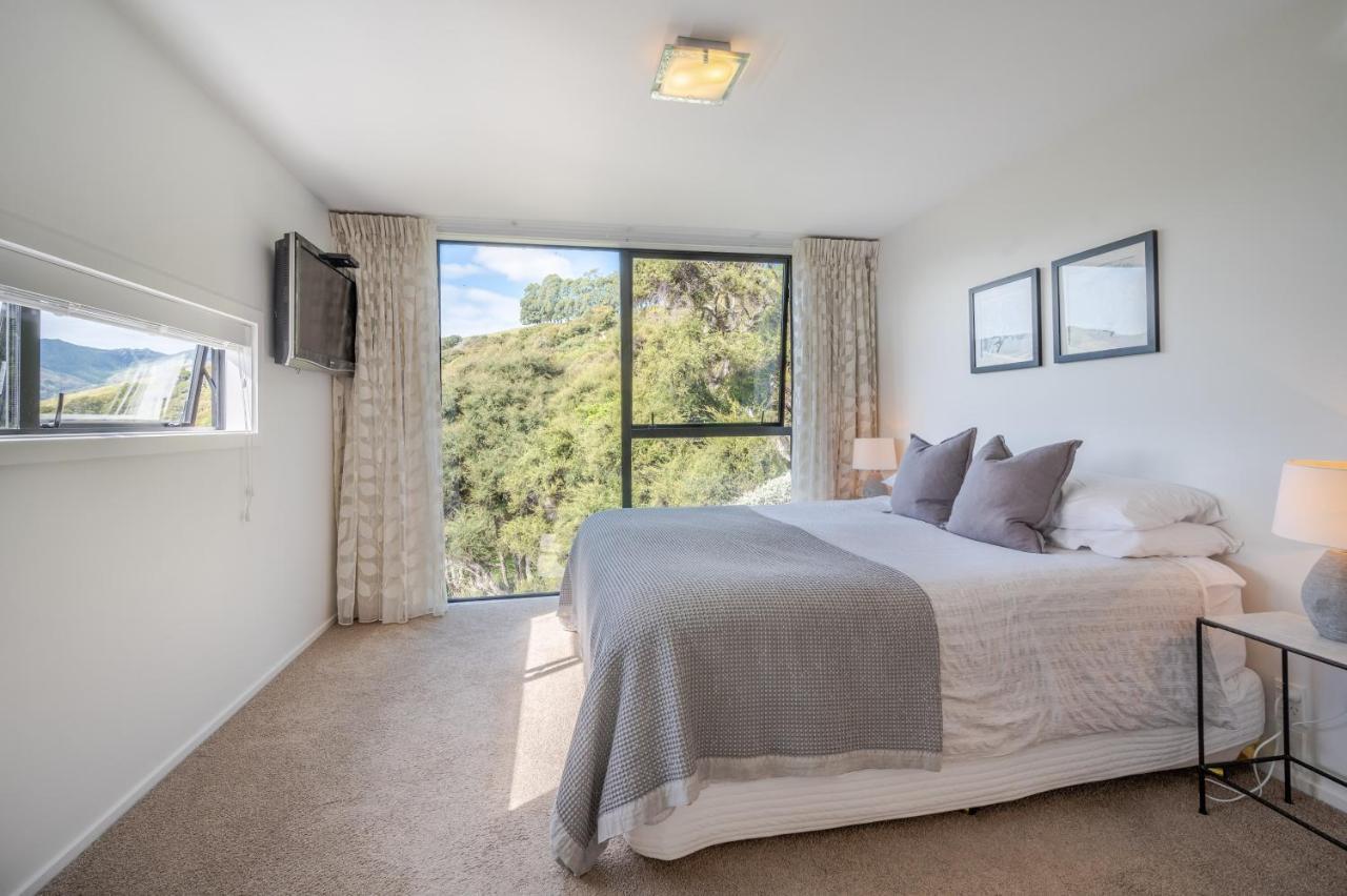 Million Dollar View - Takamatua Holiday Home Akaroa Exterior foto