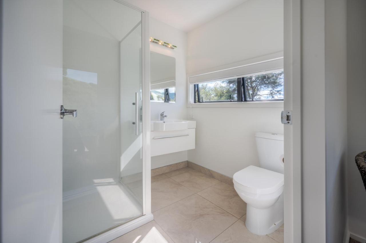 Million Dollar View - Takamatua Holiday Home Akaroa Exterior foto